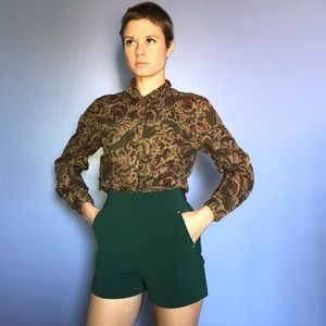 Meet your Posher, Tabitha.